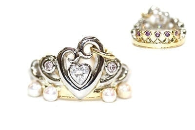王冠とティアラをデザインした手作り婚約指輪＜エンゲージリング＞