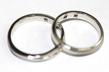 Ｋ・Ｋ様 Ｓ・Ｋ様ご夫妻手作り結婚指輪内側写真